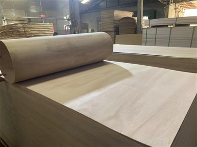 Plywood flessibbli